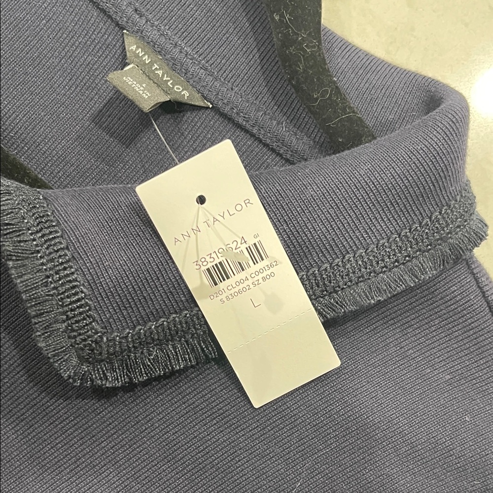 Ann Taylor Dark Blue Button-Down Shirt with Gold Accents - Picture 3 of 4